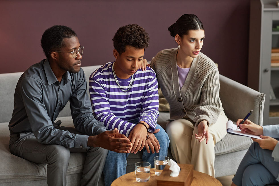 family-discussing-problems-with-psychologist.jpg