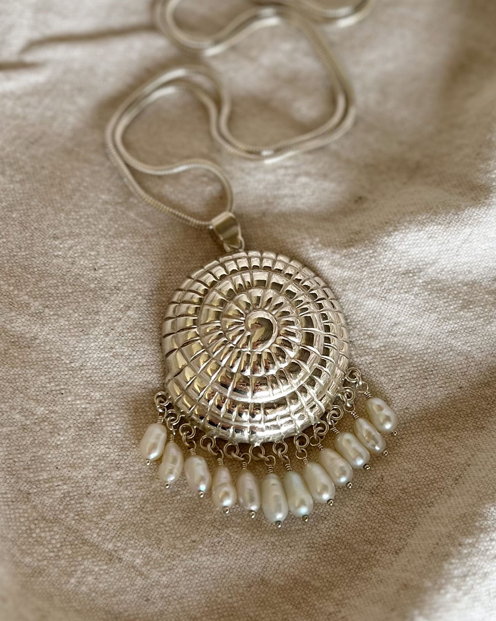Thumbnail: SIRENUSE NECKLACE