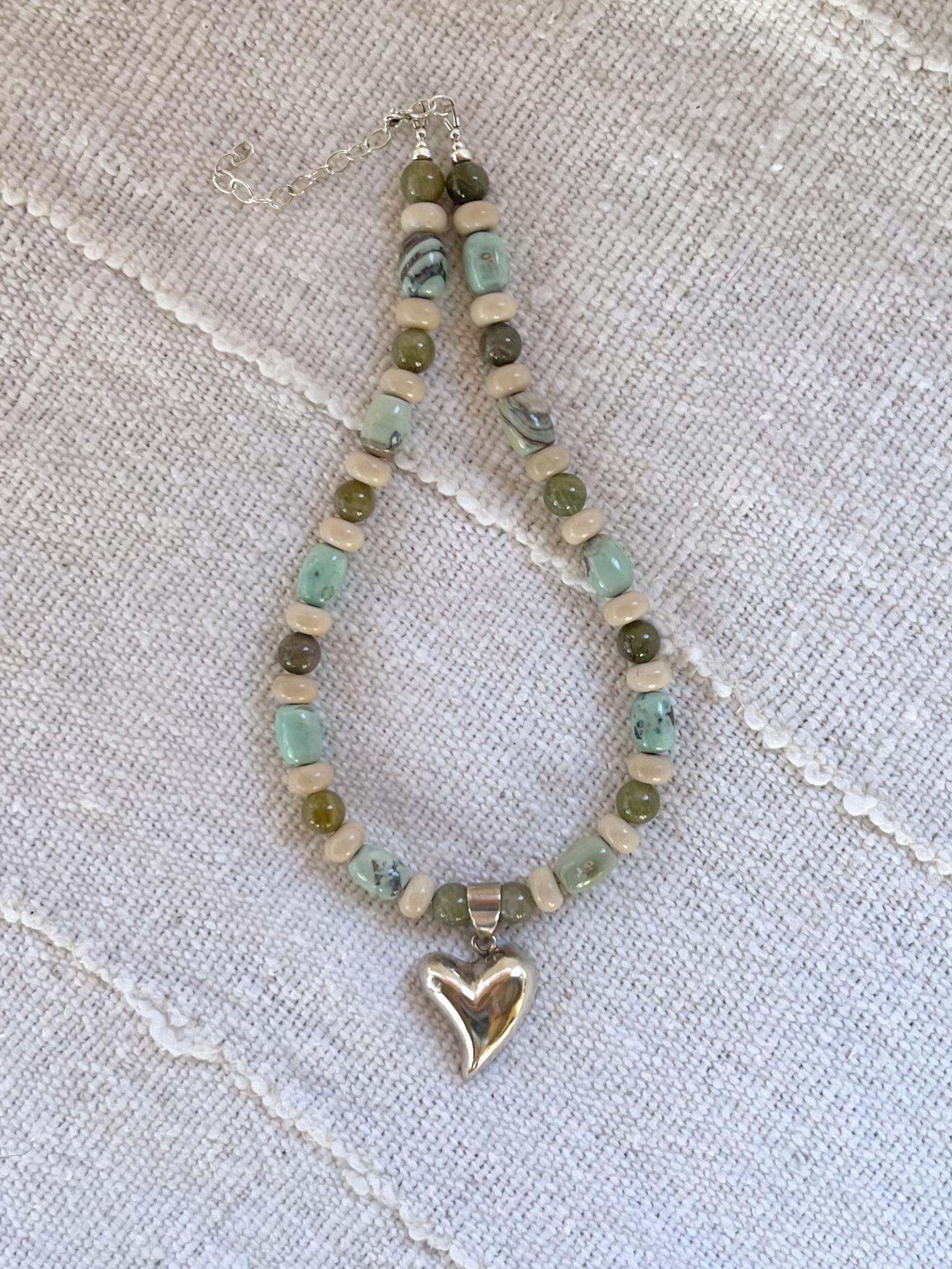 HAPPY HEART NECKLACE • SILVER