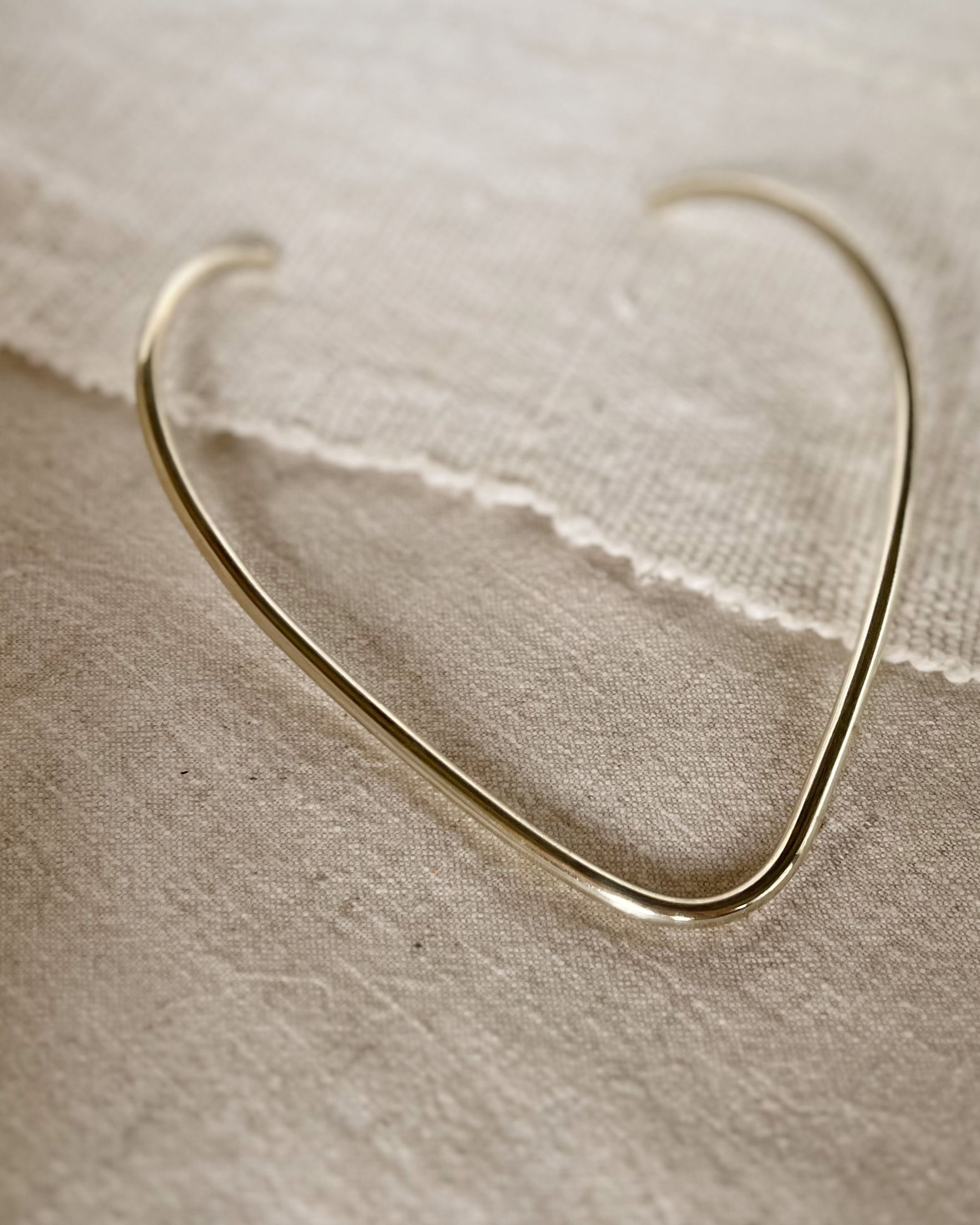 VINTAGE COLLAR