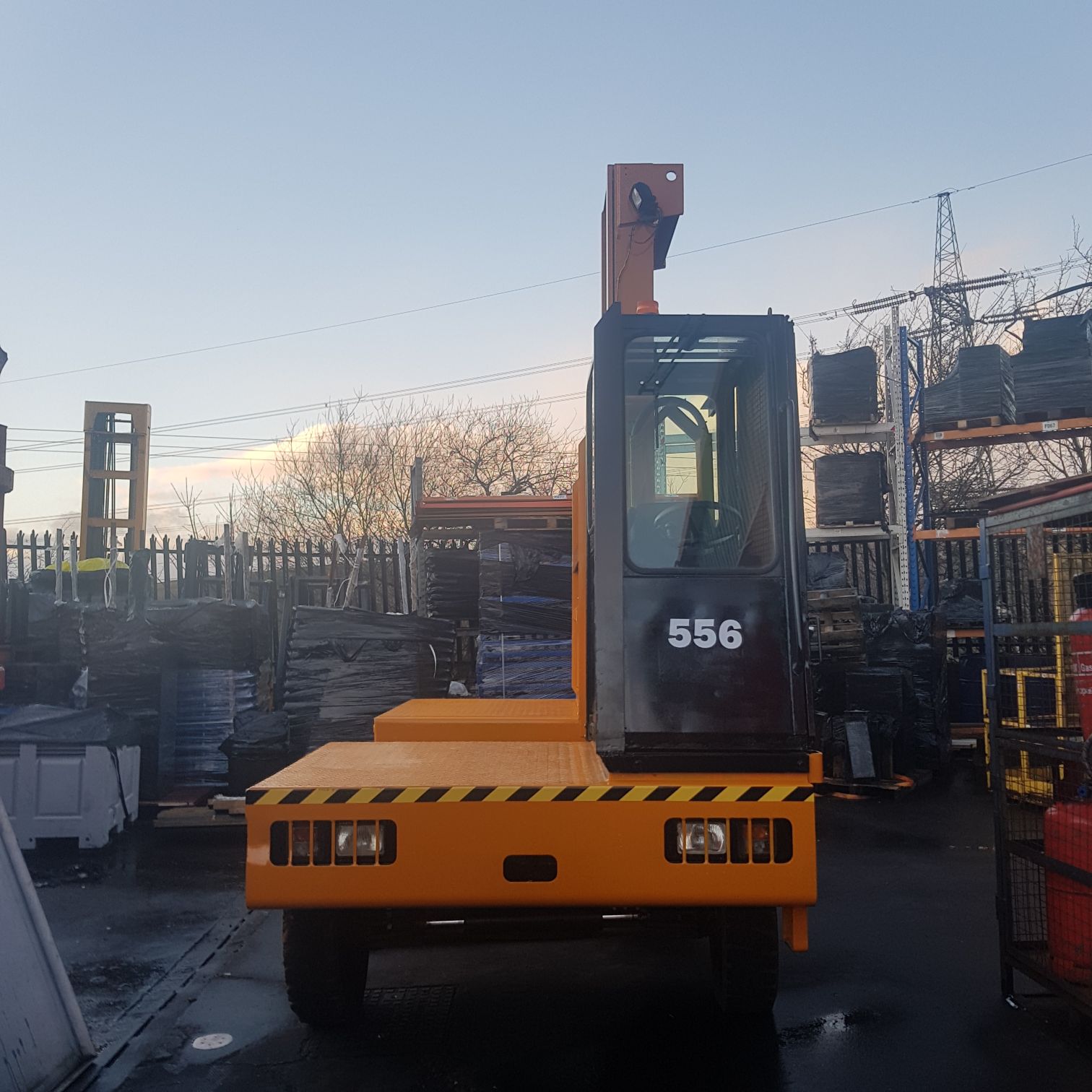 Lancer boss 556 sideloader forklift
