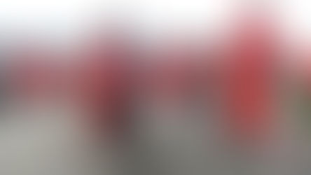 Cycling Santas thrill CMK shoppers