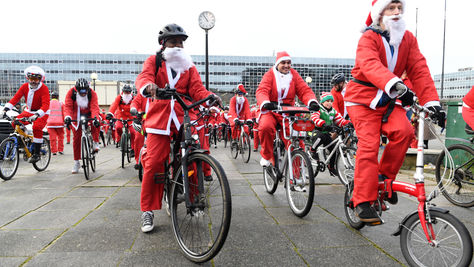 Cycling Santas thrill CMK shoppers