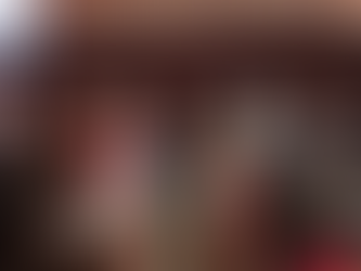 ¡Y Mucho Más Fiesta!Una noche con amigos para celebrar la excelencia