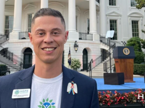 Director Ejecutivo de Hope visita la Casa Blanca