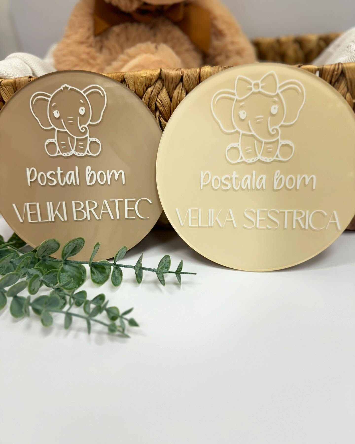 OZNANITVENA PLOŠČICA - KROG