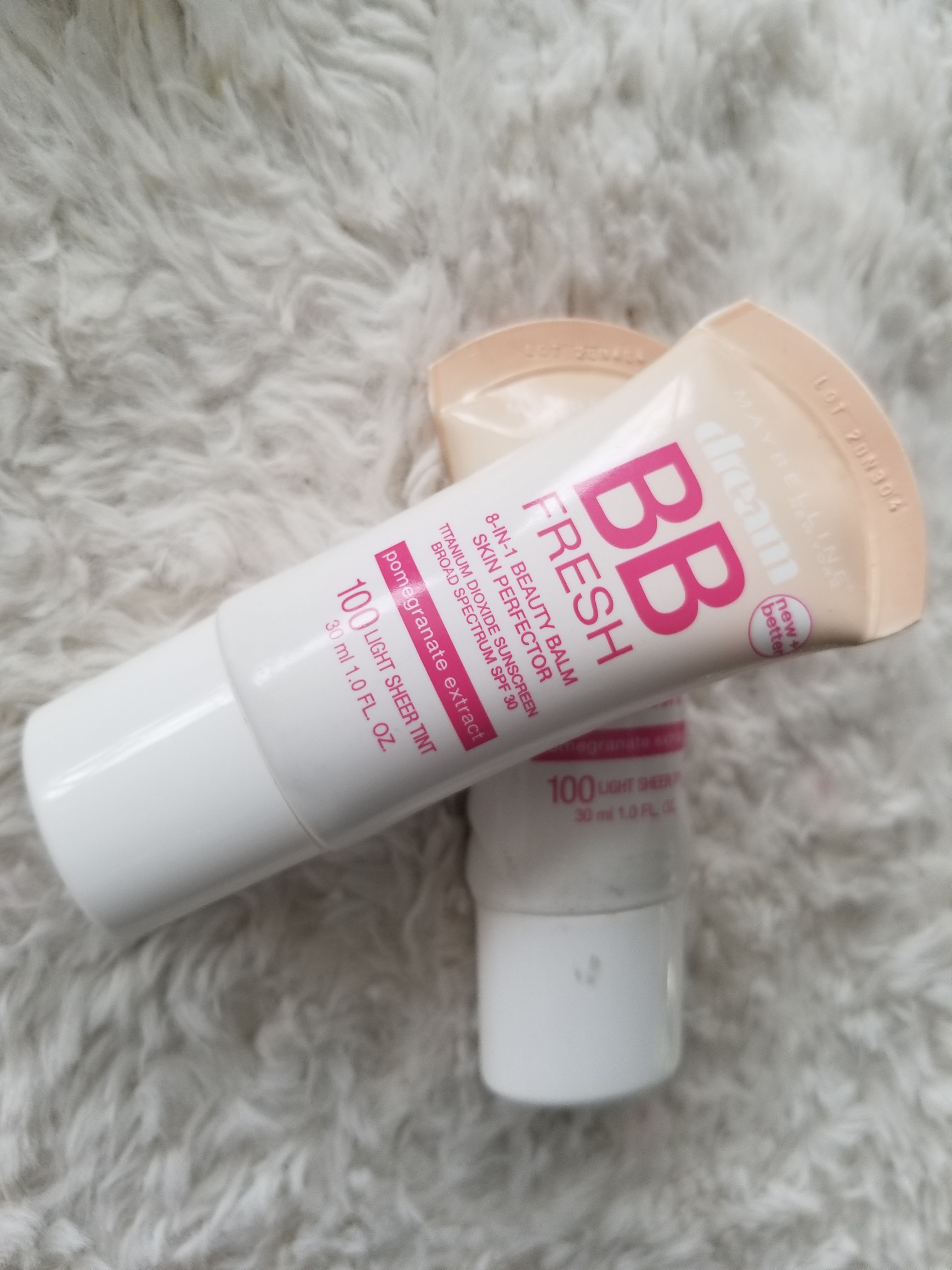 DREAM FRESH BB® MAYBELLINE PROTECTOR SOLAR CON COLOR