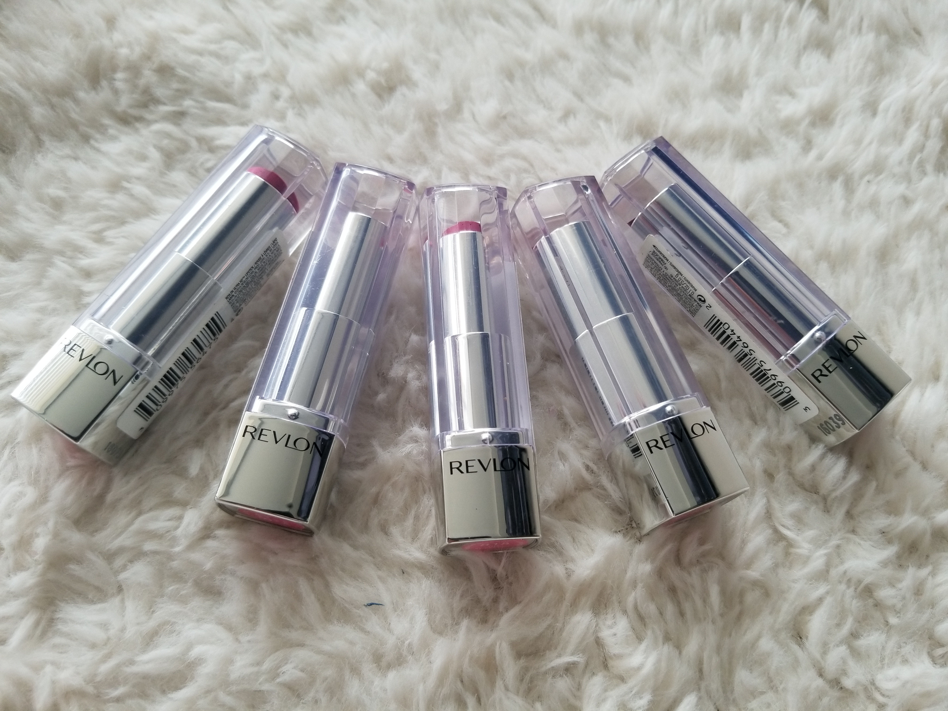 LABIAL REVLON ULTRA HD