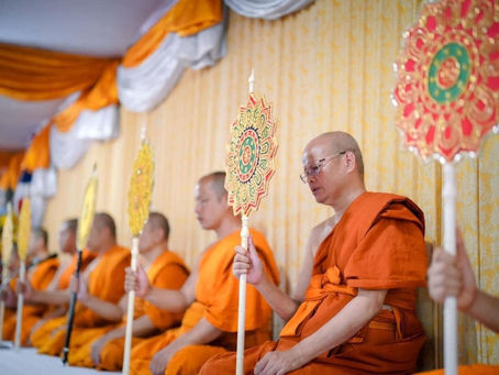 หลวงปู่ศรีเทพอุดร ร่วมบุญเปิดโรงทานไอศกรีม