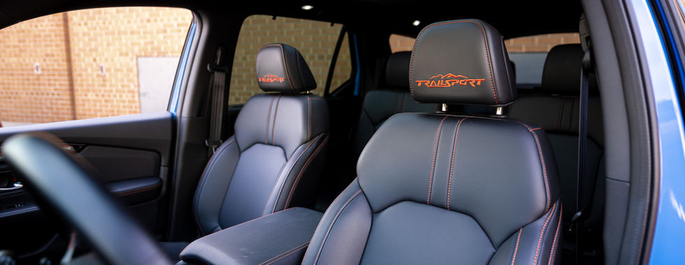 Honda Pilot TrailSport front seats