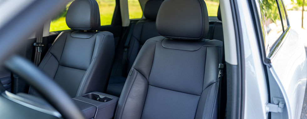 Leapmotor C10 ProMax AWD - front seats