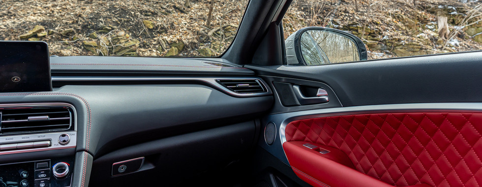Genesis G70 passenger seat view