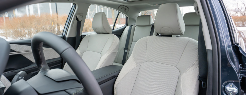 2026 Toyota Camry AWD - Front seats