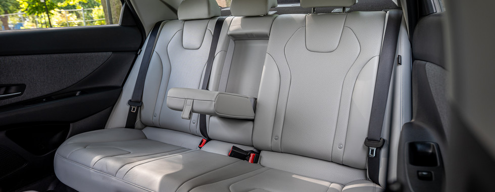 Hyundai Elantra Hybrid back seats