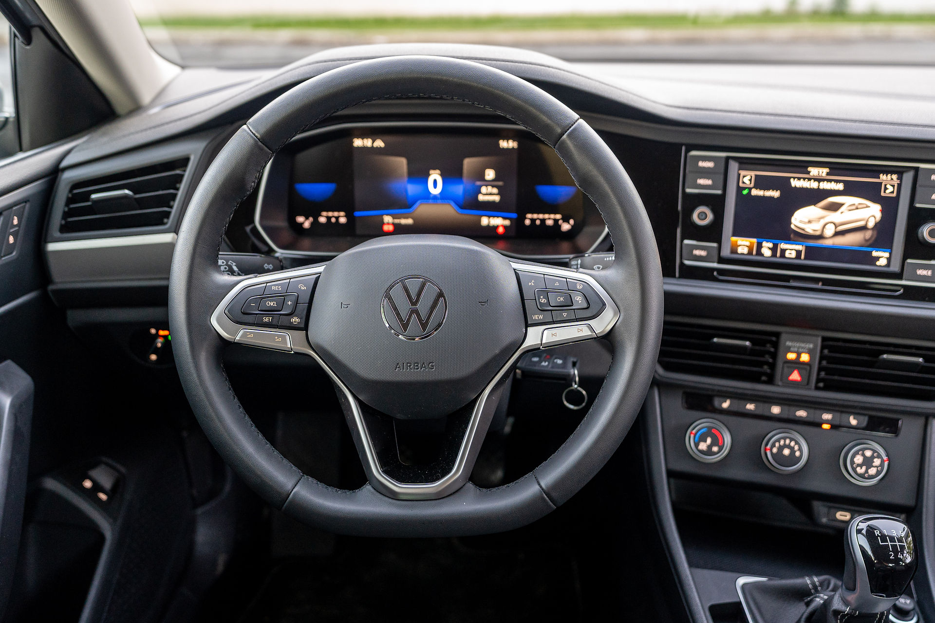 Volkswagen Jetta steering wheel