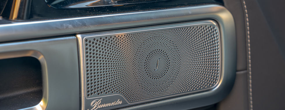 Mercedes-Benz G550 sound system