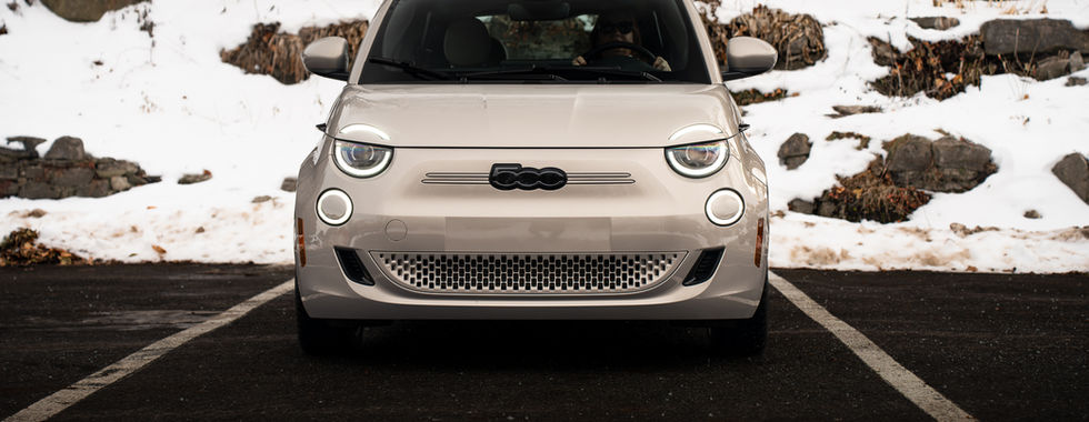 Fiat 500e Giorgio Armani front profile