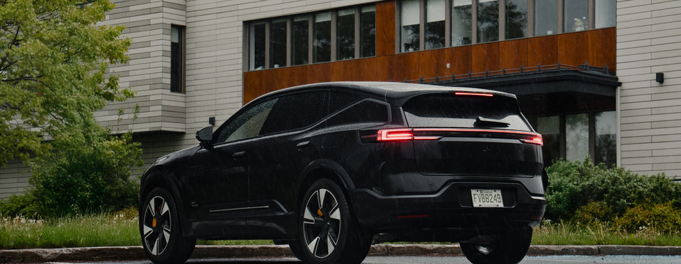 Polestar 3 - rear side profile