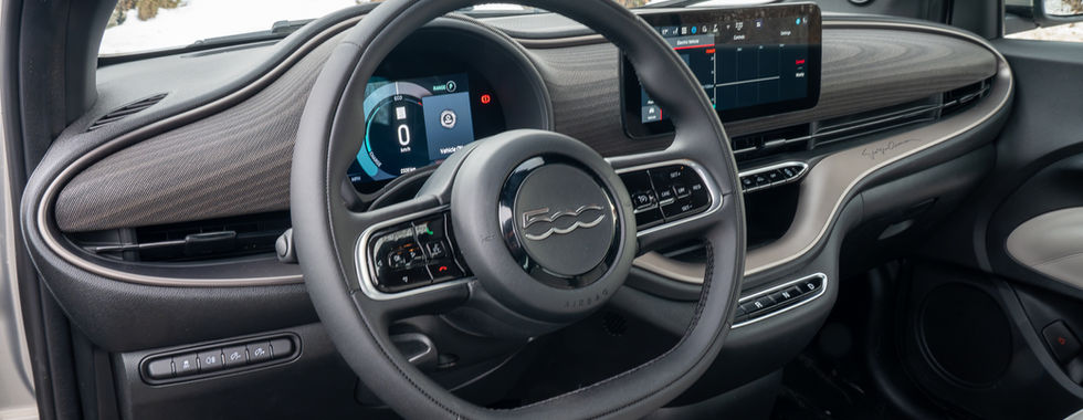 Fiat 500e Giorgio Armani steering wheel