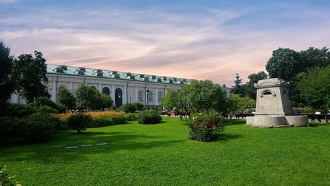lawn-gced0ee622_1920.jpg