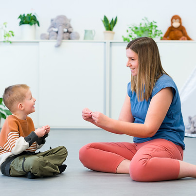 Baby Sign Language Nonverbal child learning to sign with the help of a speech therapist Ch