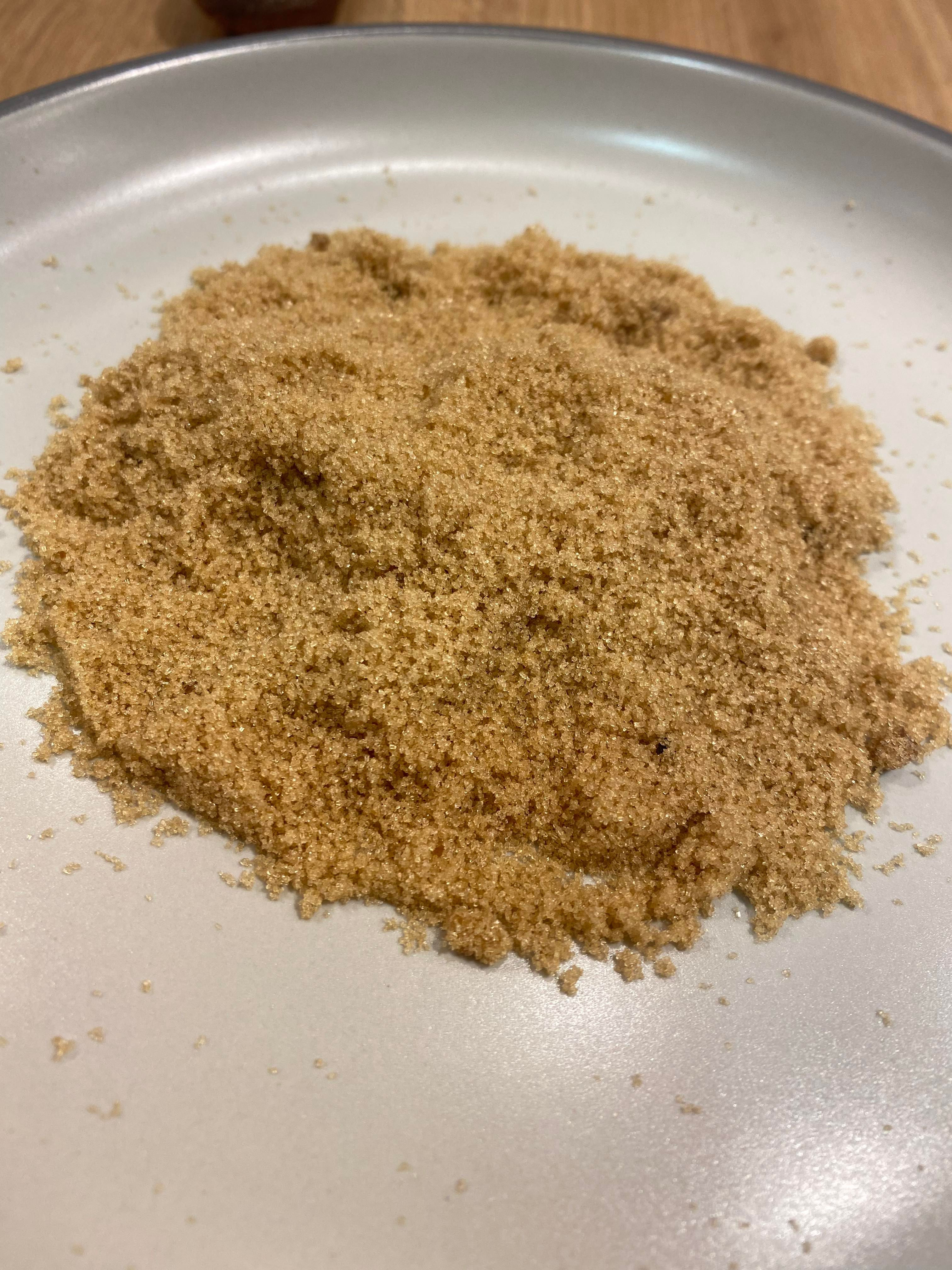 Soft light brown sugar