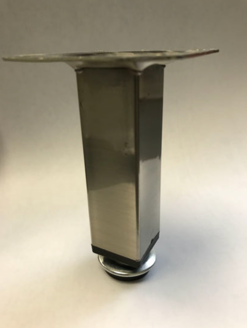 Thumbnail: Square Metal Leg