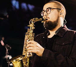 Matias Bahamondesl_edited.jpg