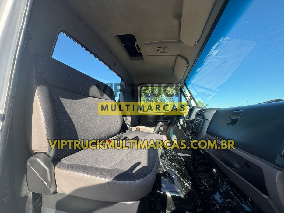 Miniatura: VOLKSWAGEN VW 8-160 ANO 2015 PLATAFORMA GUINCHO COM ASA DELTA