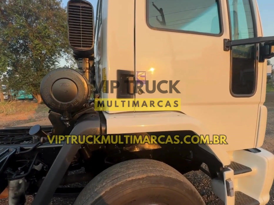 Miniatura: Ford Cargo 1721 Truck 6x2 ano 2003 Chassi Alongado - Motor Novo