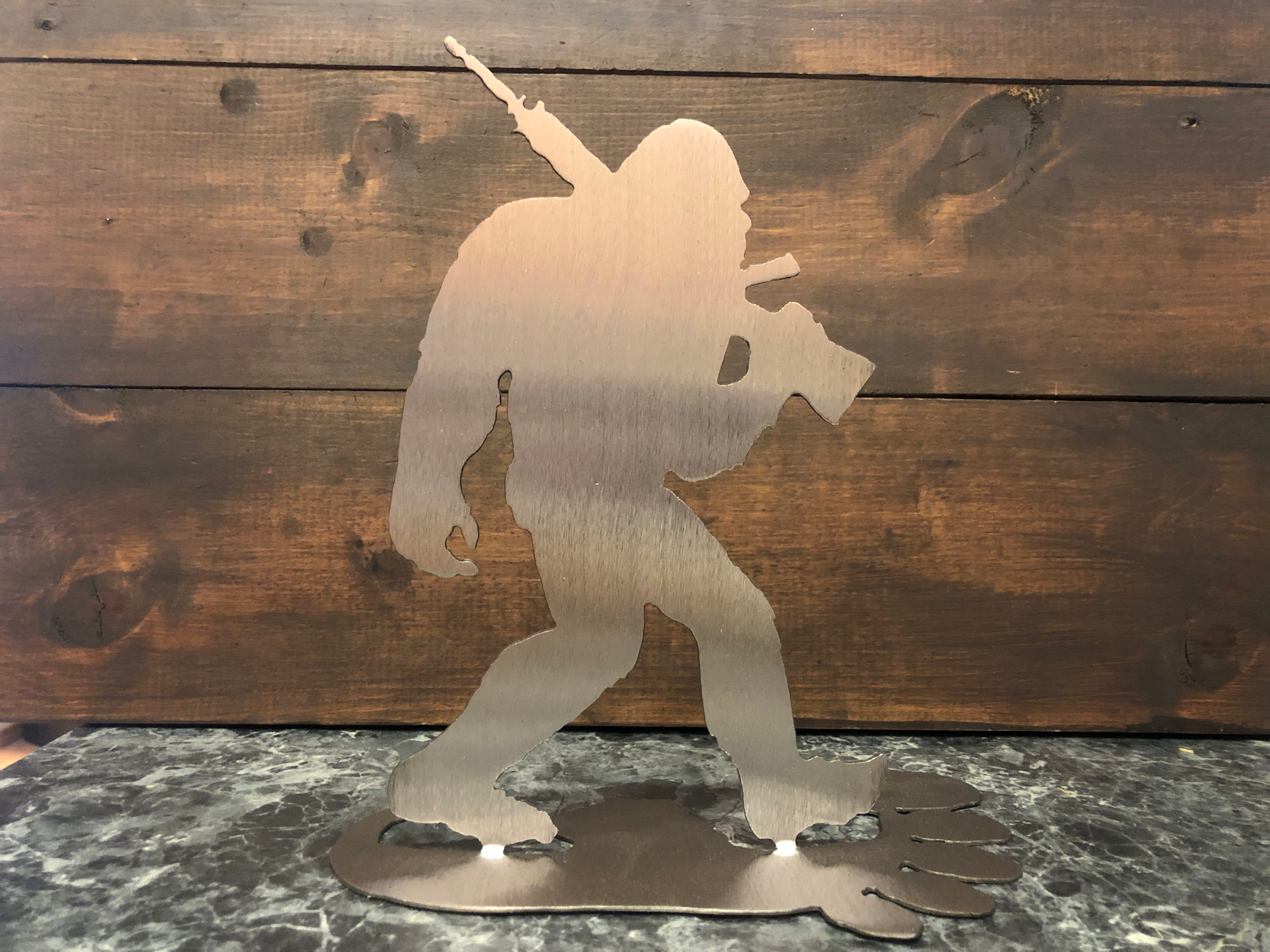 Bigfoot With Rifle 2-D Standing Metal Figure ( pkg of 4) Item# 0476