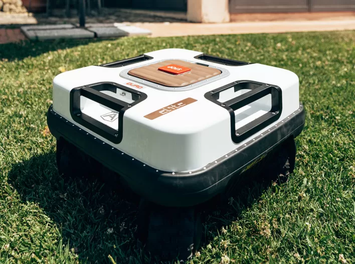 Ambrogio-Robot-Quad-Elite-002.webp
