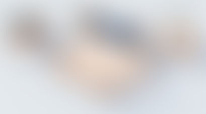 Geometrisch gestaltete Tanzfläche mit verbindenden Wegen