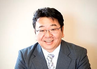 西岡 朋晃