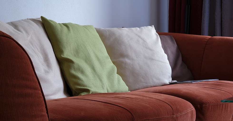 sofa-2777511_1280.jpg