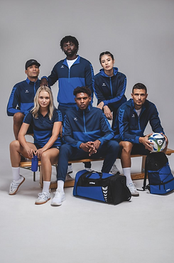 FUßBALL.png