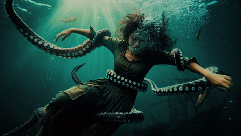 Dive into the Dark Waters of 'Tropical Parasite' Unveiling Ancient Secrets and Seductive Nightmares