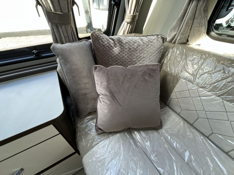 2025 Buccaneer Commodore.2.JPG