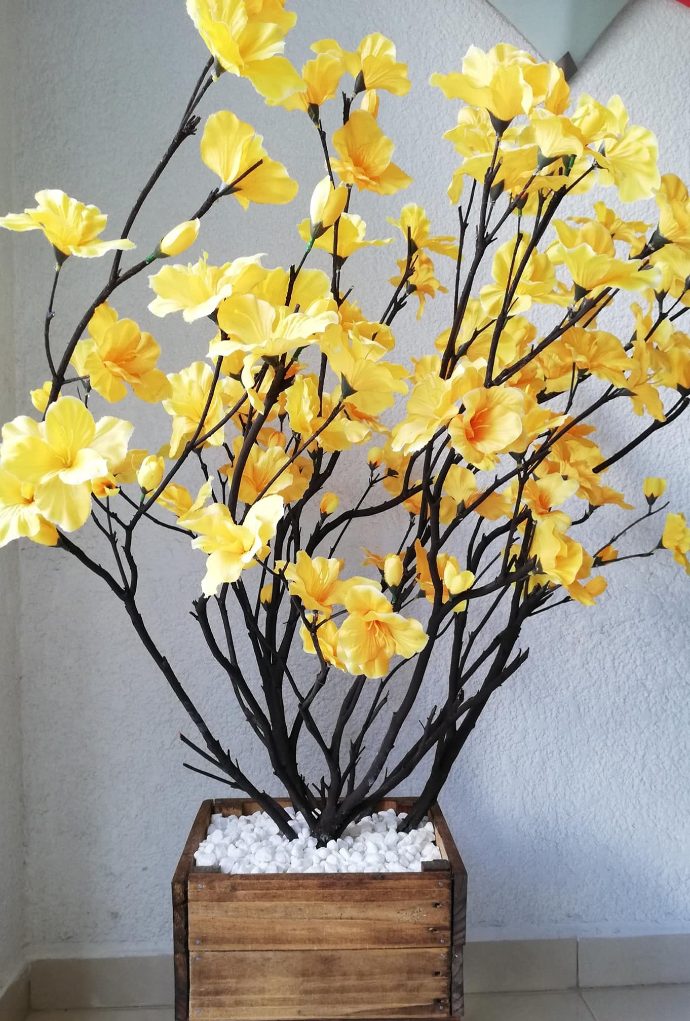 Árbol de hojas amarillas