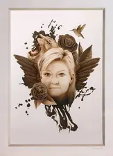 Airbrush malovaný obraz portrét na yupo papír v monochromu