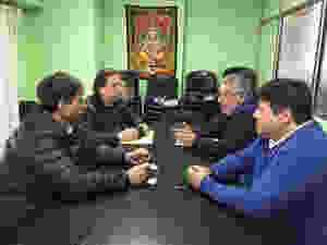 El Dr. Alejandro Gorrini junto con el Sr. Daniel Marciano, se reunieron en la Subsecretaría de Producción de la Municipalidad de Lanús