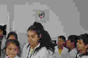 Los niños y las niñas visitaron la Defensoría del Pueblo, en donde, Alejandro Gorrini, les explicó las funciones y la metodología de trabajo del organismo.