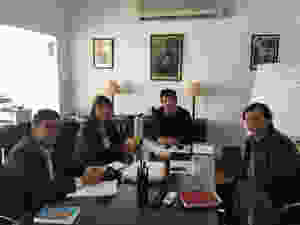 Alejandro Gorrini, Daniel Marciano y Florencia Barcia junto a José Echart Mandón