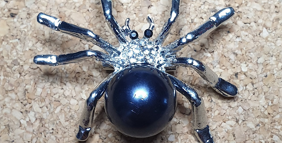 Spider Brooch - Pearl Blue