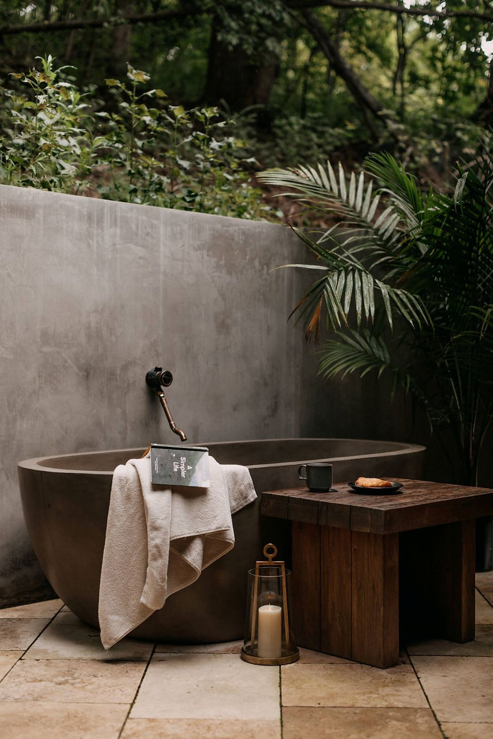 Luxurious outdoor soak at Cabin at the Rocks