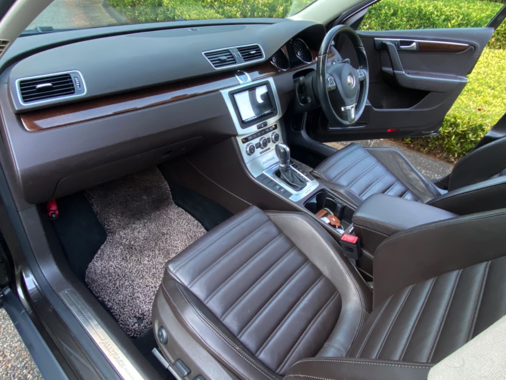 2012 Volkswagen JDM car for sale — photo 14 of 24