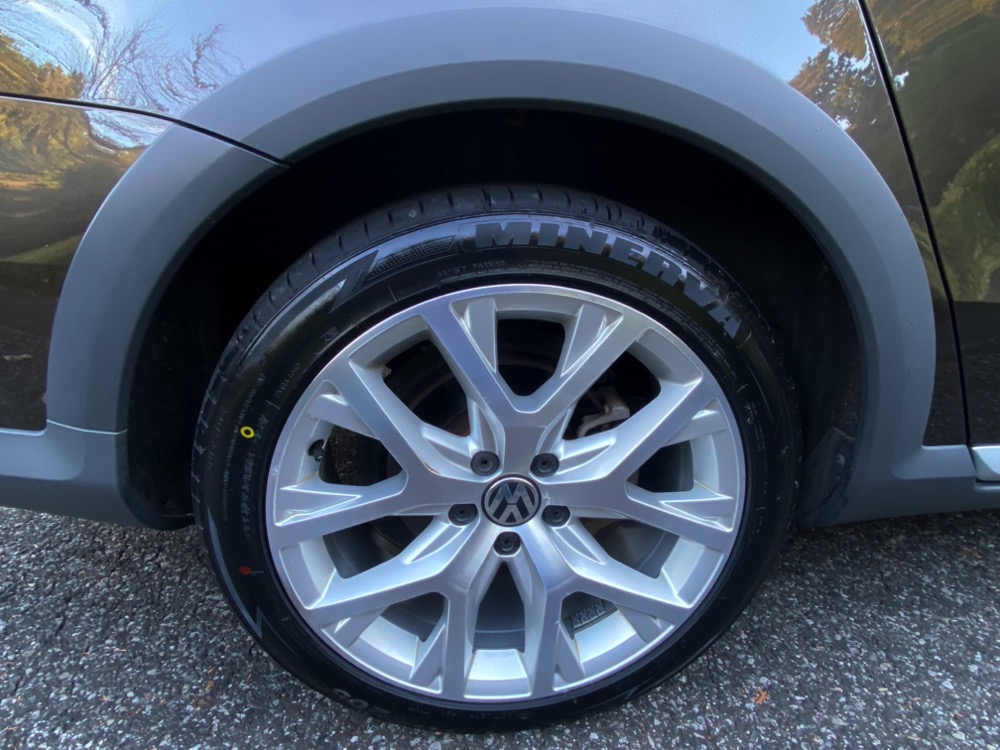 2012 Volkswagen JDM car for sale — photo 23 of 24