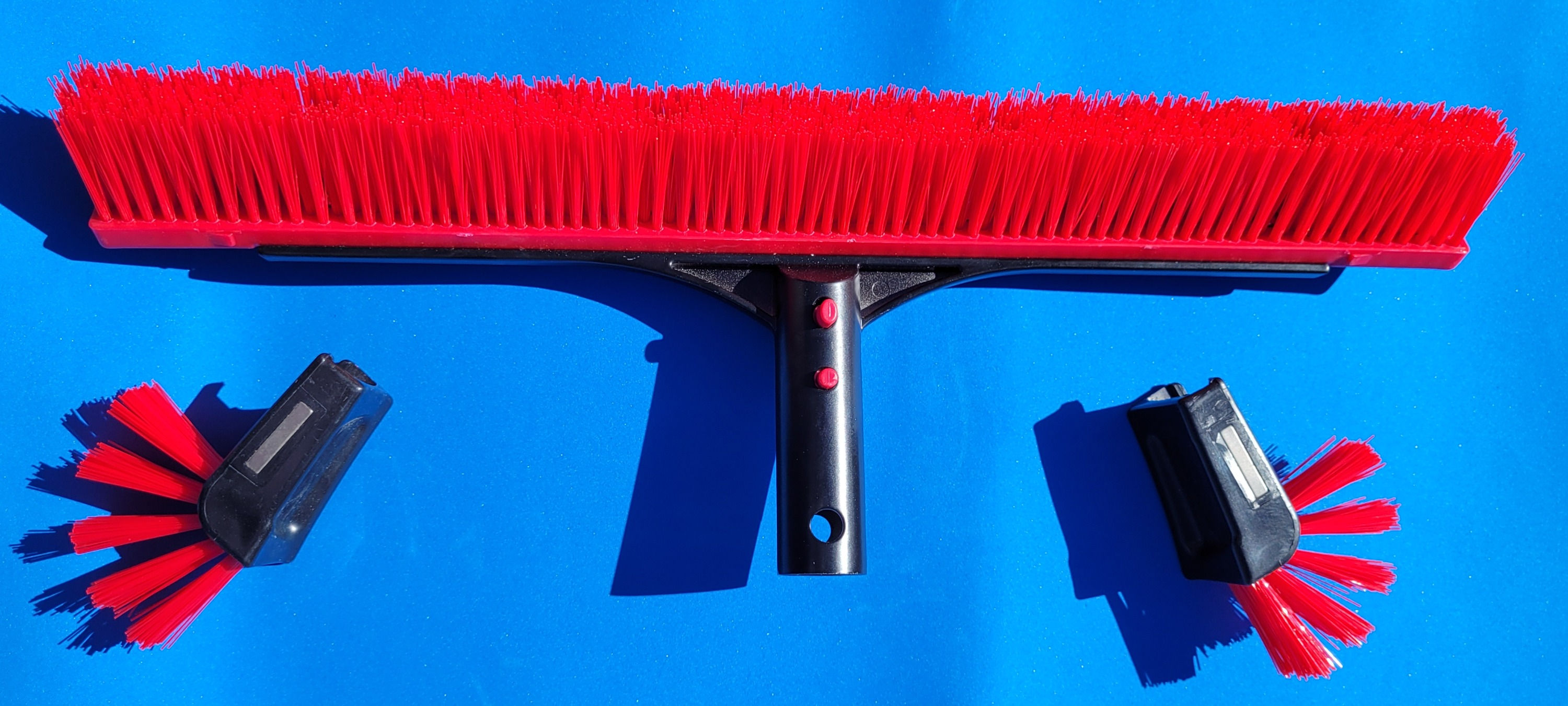 22"Spartan Brush (Vinyl - with detachable ends)