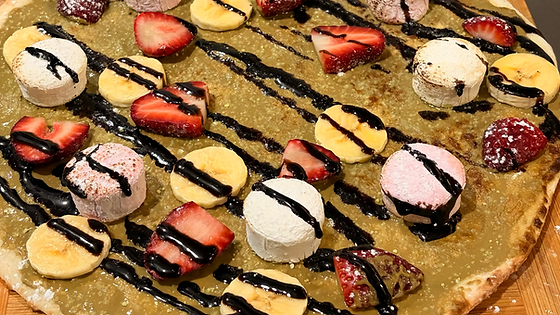 Pistachio Cream Dessert Pizza