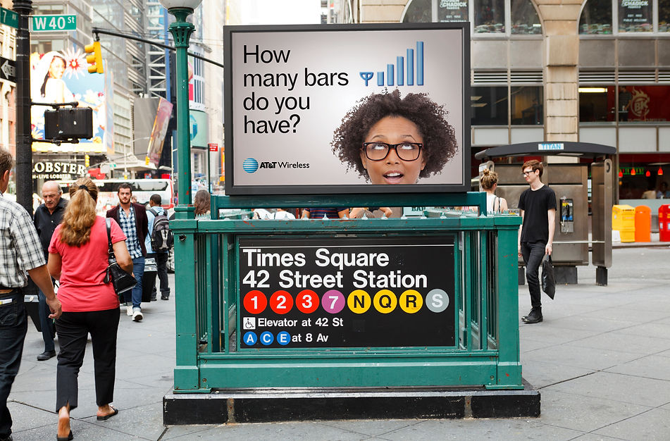 Subway_TimeSquare_BarsGirl_iStock_000017